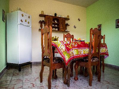 Hostal Lopez de Eidolidia y Pepe8